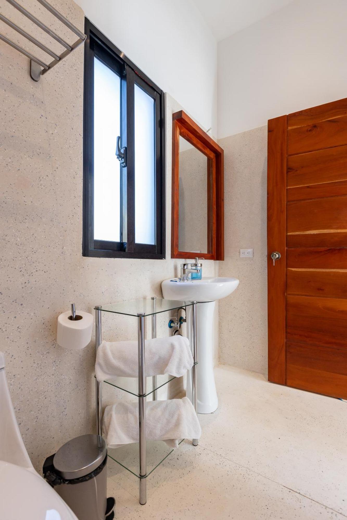 Maria Juana, Hostal Las Terrenas Bagian luar foto