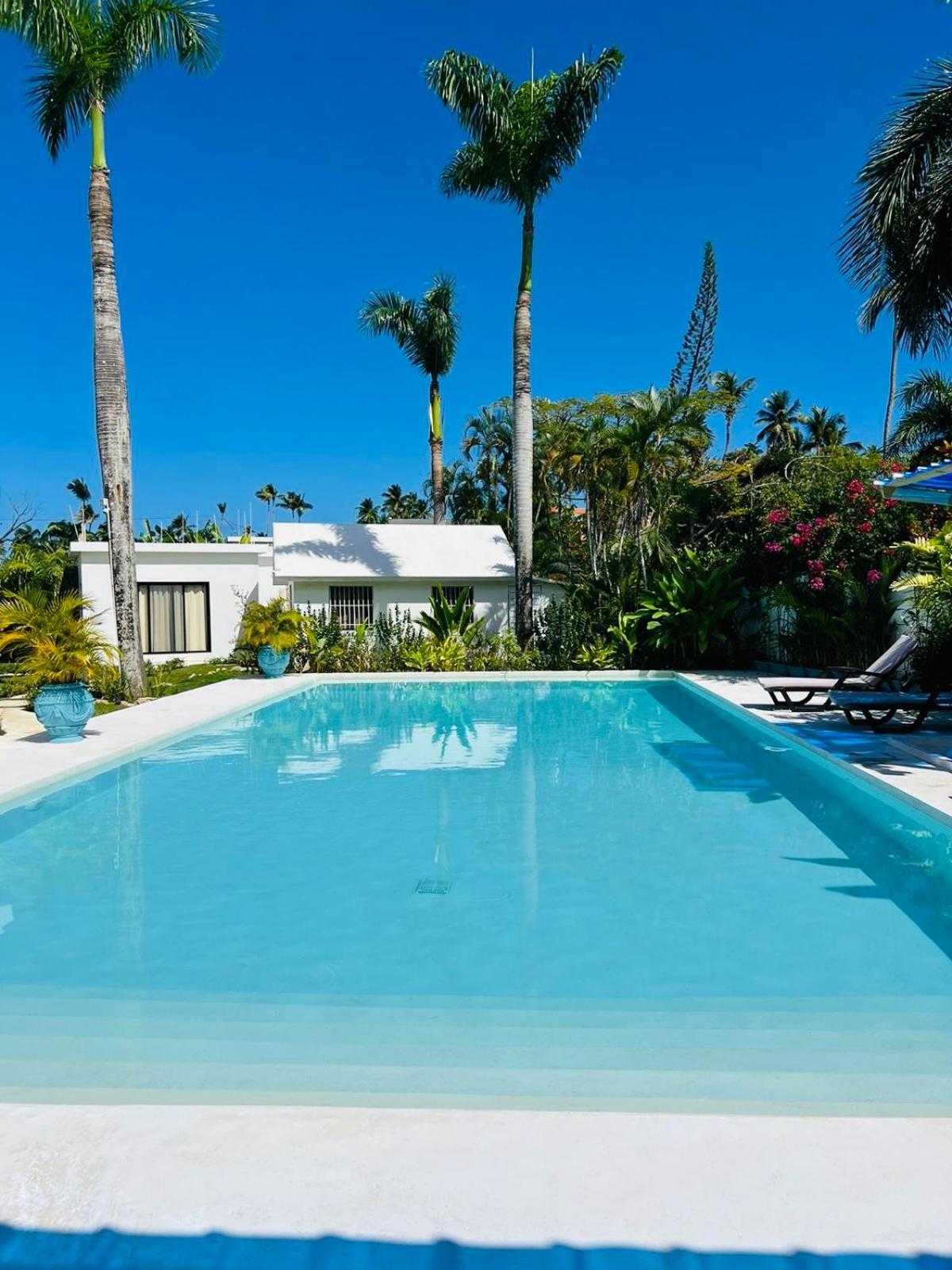 Maria Juana, Hostal Las Terrenas Bagian luar foto
